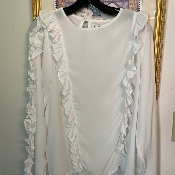 White ruffly top - Picture 3 of 12